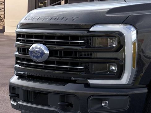 New 2026 Ford F350 Platinum w/ FX4 Off-Road Package AWD/4WD image 17