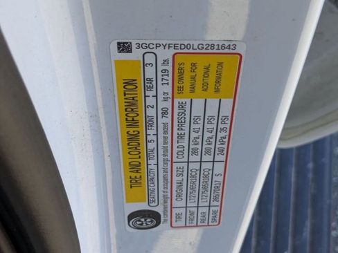 Used 2020 Chevrolet Silverado 1500 LT Trail Boss image 21