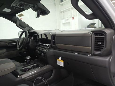New 2026 Chevrolet Silverado 1500 ZR2 image 30