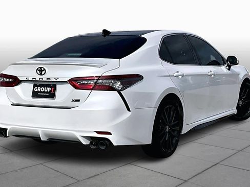 Used 2022 Toyota Camry XSE image 11