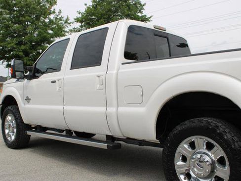 Used 2015 Ford F350 Lariat w/ Lariat Ultimate Package AWD/4WD image 12