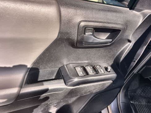 Used 2021 Toyota Tacoma SR w/ SR Convenience Package RWD image 29