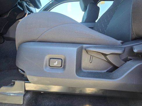 Used 2025 Toyota Tacoma SR5 RWD image 15