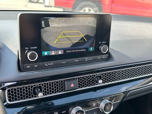 Used 2025 Honda Civic Sport image 26