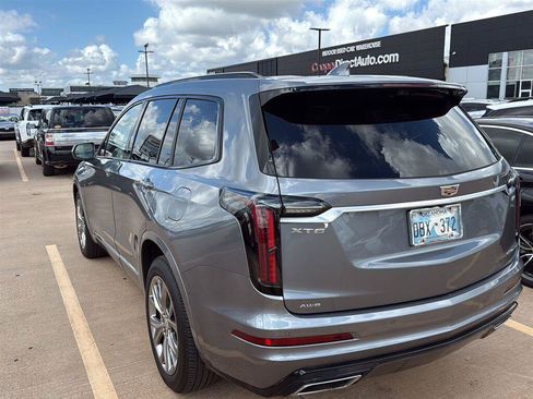 Used 2020 Cadillac XT6 Sport w/ Platinum Package AWD/4WD image 11