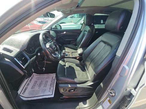 Used 2019 Audi Q5 2.0T Premium Plus w/ Premium Plus Package image 3