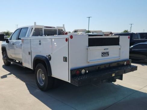 Used 2021 Chevrolet Silverado 3500 W/T w/ WT Convenience Package AWD/4WD image 3