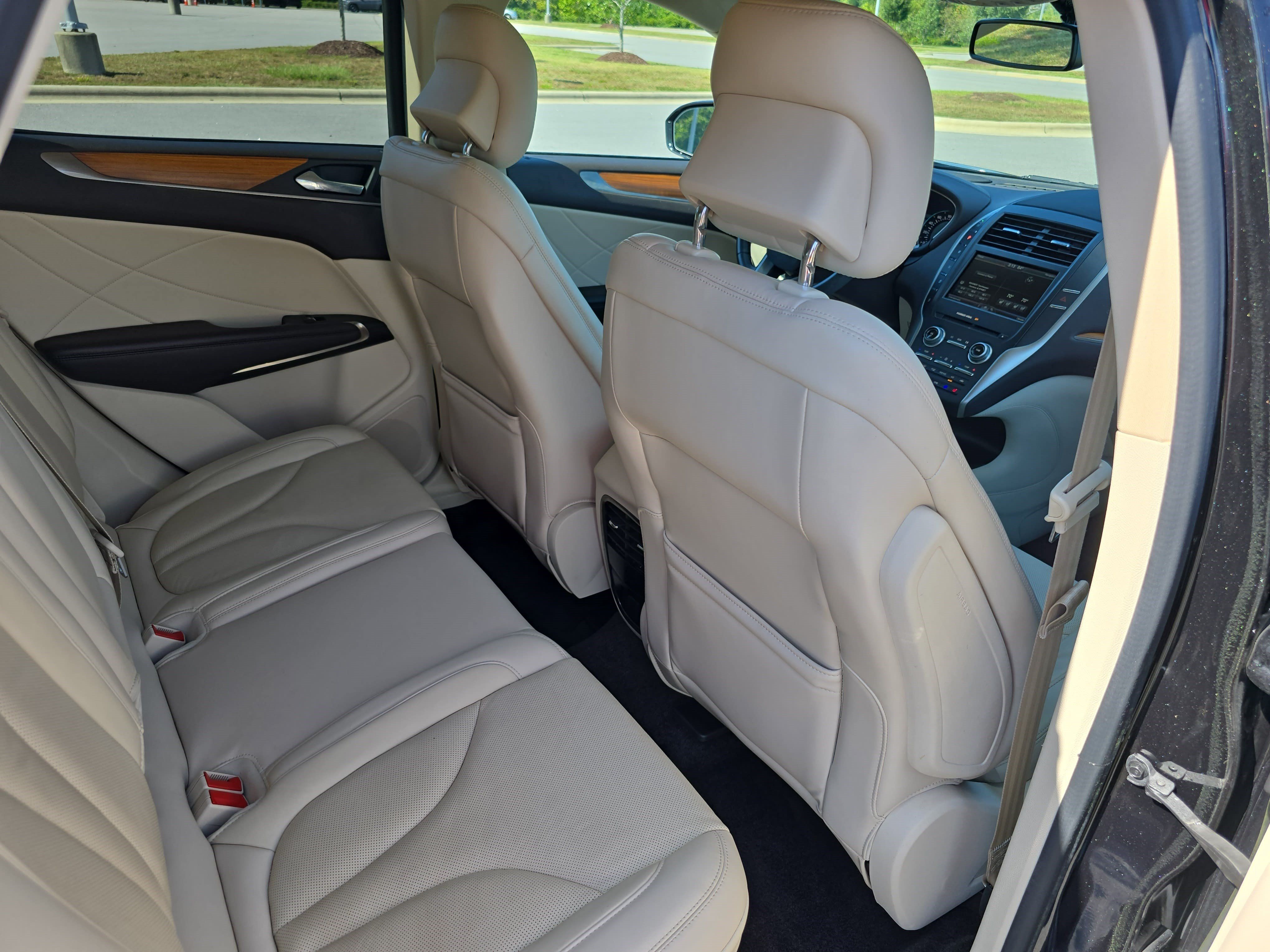 Used 2015 Lincoln MKC FWD w/ Equipment Group 102A Reserve image 11