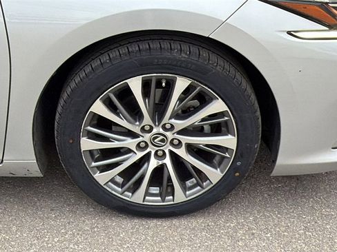 Used 2019 Lexus ES 350 Luxury image 48