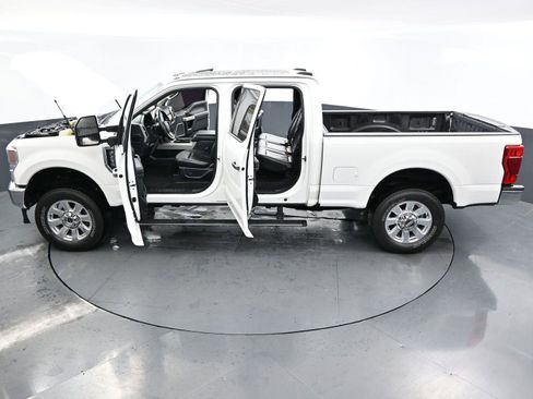 Used 2022 Ford F250 Platinum image 46