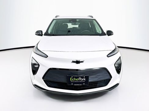 Used 2023 Chevrolet Bolt EUV LT image 2
