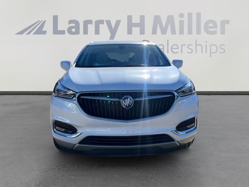 Used 2021 Buick Enclave Essence w/ Sound and Sites Package image 8