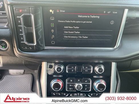 Used 2024 GMC Yukon Denali w/ Advanced Technology Package AWD/4WD image 11