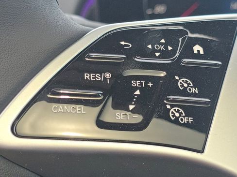 New 2026 Mercedes-Benz GLB 250 4MATIC image 34