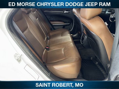 Used 2018 Chrysler 300 Limited w/ Safetytec Plus Group AWD/4WD image 29
