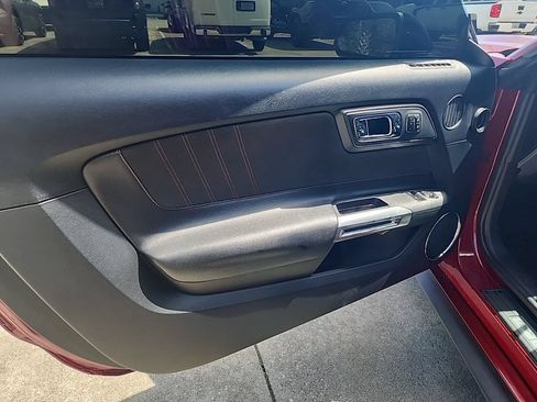 Used 2016 Ford Mustang GT Premium w/ Equipment Group 401A RWD image 9