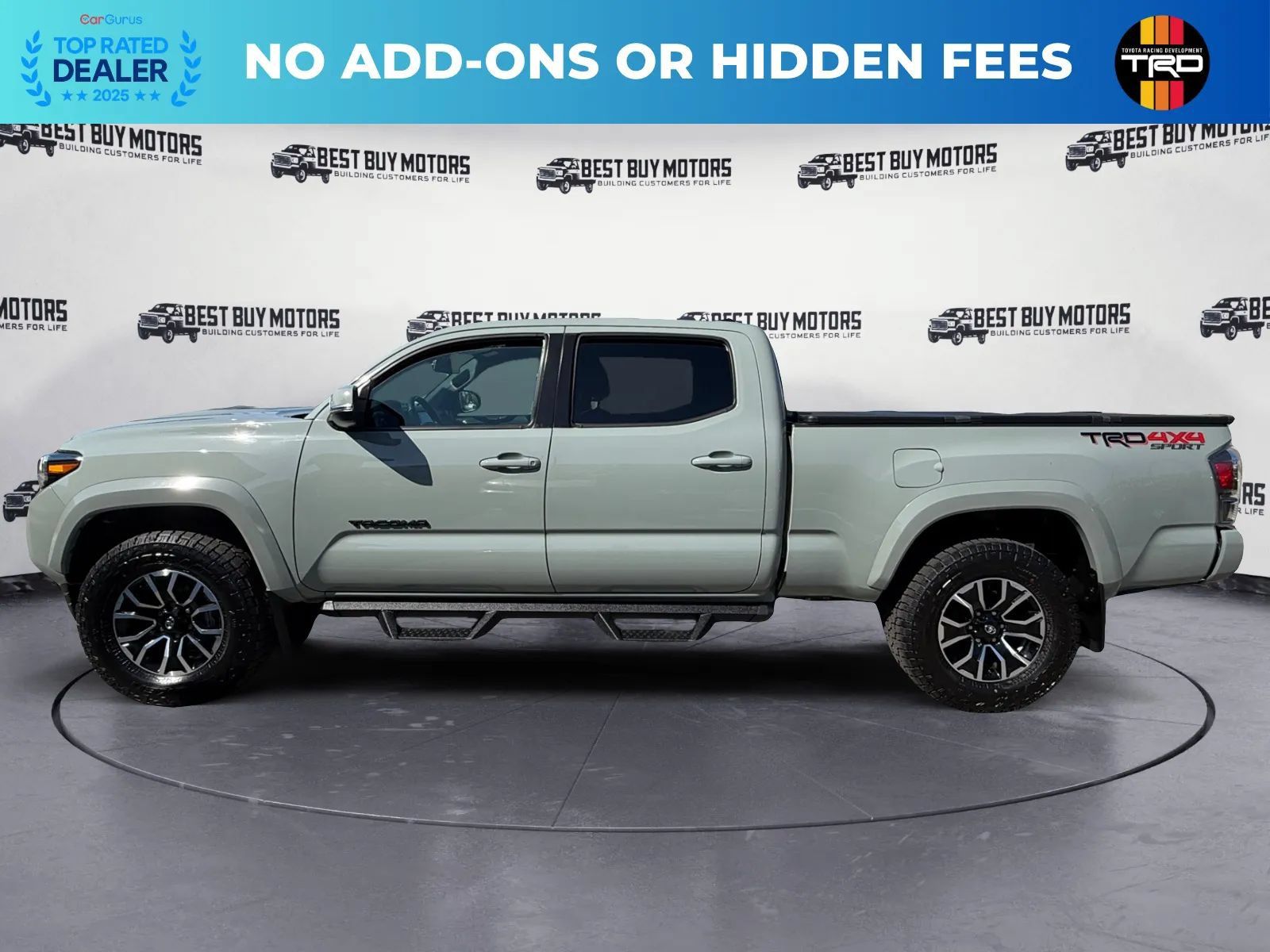 Used 2023 Toyota Tacoma TRD Sport w/ Black Out Package (TMS) AWD/4WD image 5