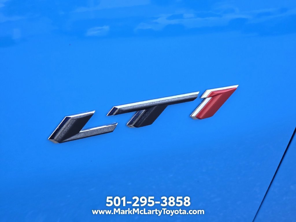 Used 2022 Chevrolet Camaro LT w/ RS Package RWD image 8