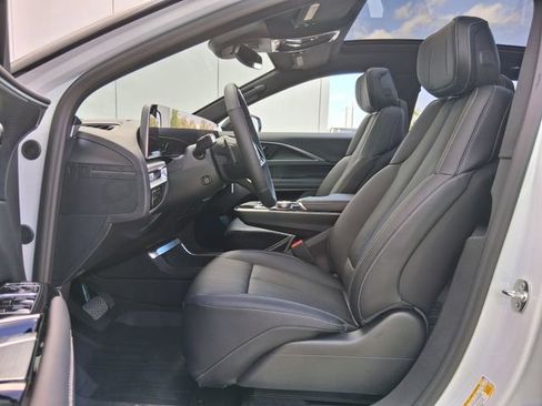 New 2026 Cadillac Lyriq Sport image 21