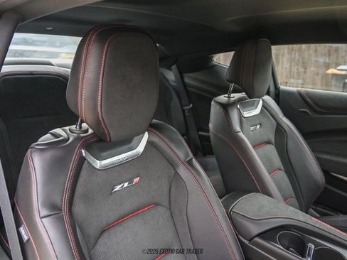 Used 2024 Chevrolet Camaro ZL1 image 24
