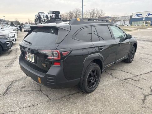 Used 2022 Subaru Outback Wilderness image 6