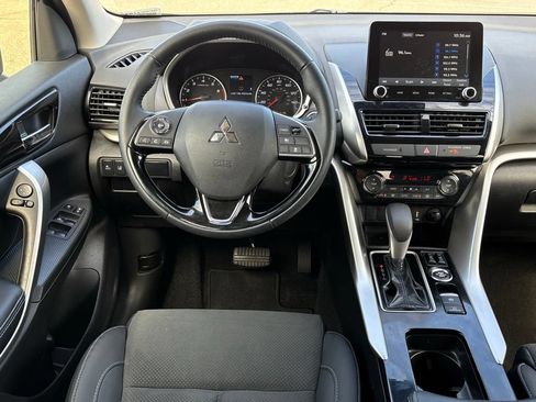 Used 2026 Mitsubishi Eclipse Cross AWD image 11