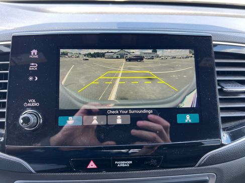 Used 2022 Honda Pilot TrailSport image 22