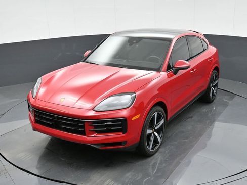 Certified 2024 Porsche Cayenne Coupe image 26