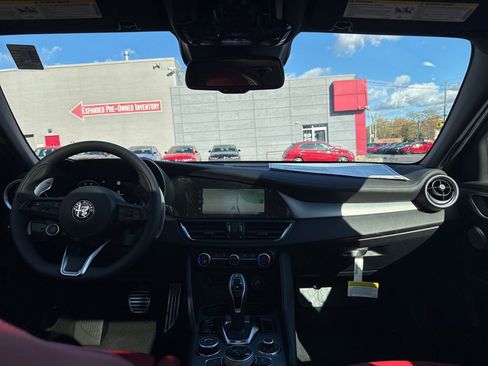 New 2025 Alfa Romeo Giulia AWD image 14