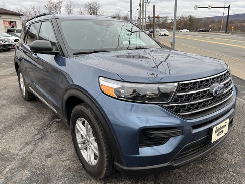 Used 2020 Ford Explorer XLT w/ Class III Trailer Tow Package image 8