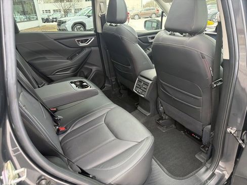Used 2020 Subaru Forester Touring image 29