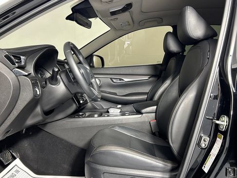 Used 2023 INFINITI QX50 Luxe AWD/4WD image 31