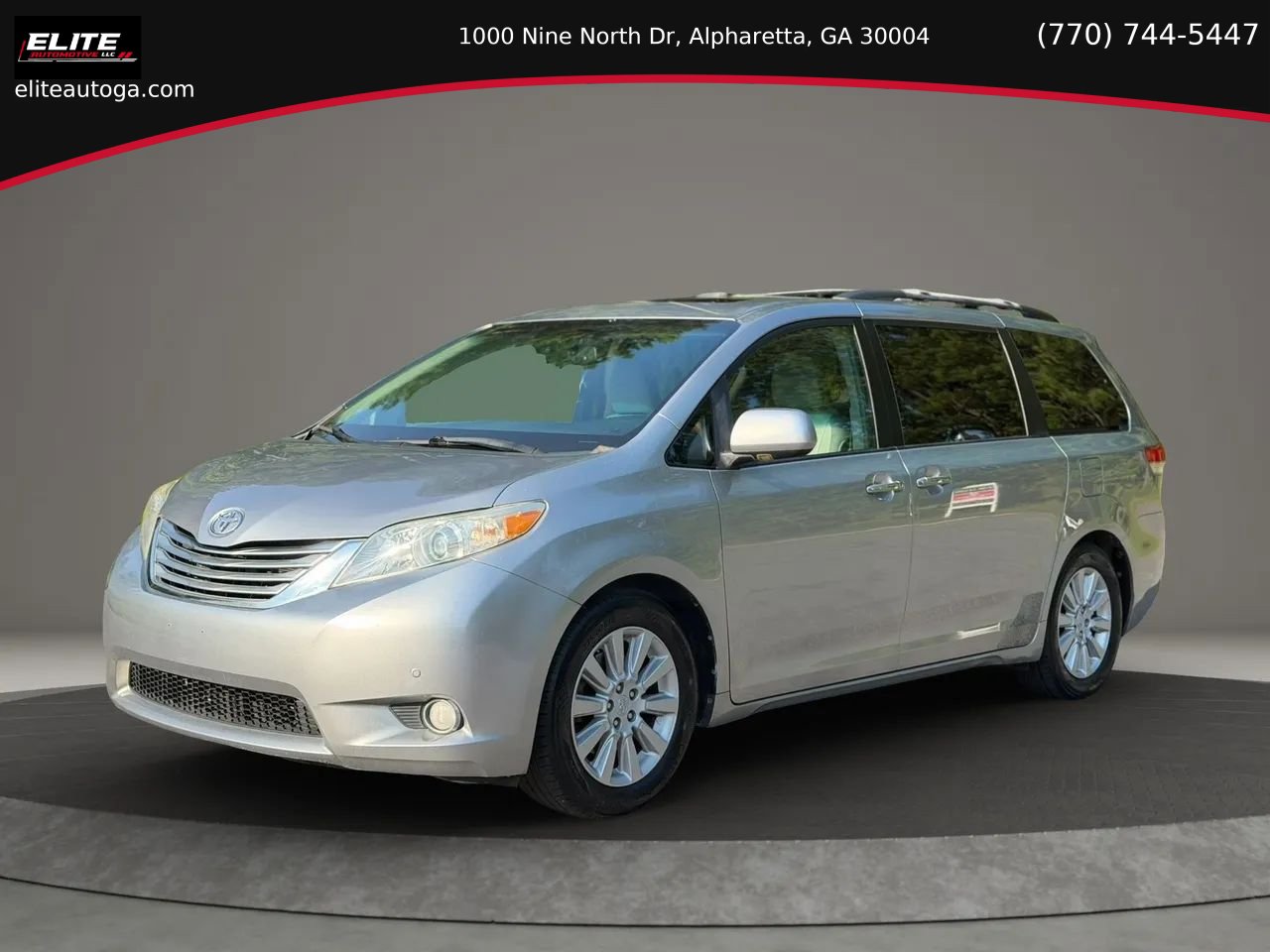 Used 2011 Toyota Sienna Limited w/ Premium Pkg FWD image 1