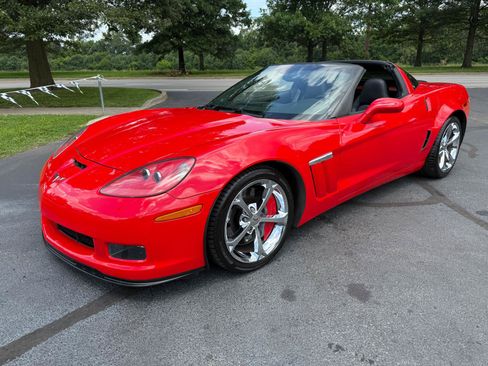 Used 2010 Chevrolet Corvette Grand Sport RWD image 13