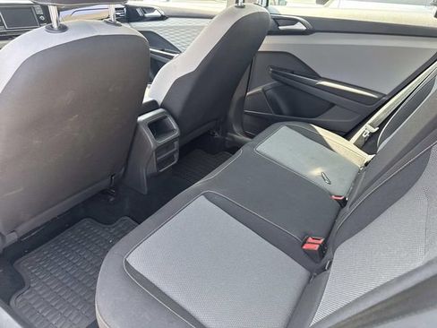 Used 2023 Volkswagen Taos S w/ Driver Assistance Package FWD image 8