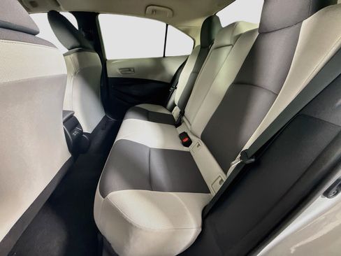 Used 2025 Toyota Corolla LE FWD image 25