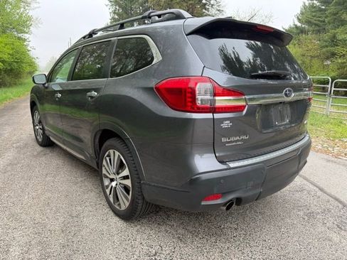 Used 2019 Subaru Ascent Touring w/ Popular Package #3 AWD/4WD image 2