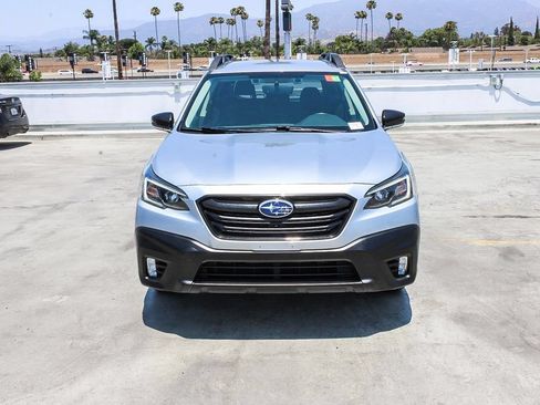 Used 2021 Subaru Outback Onyx Edition XT w/ Popular Package #2 AWD/4WD image 3