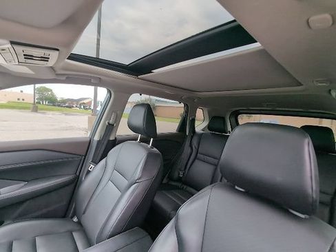 Used 2023 Nissan Rogue SV w/ SV Premium B Package FWD image 13