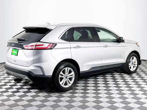 Used 2019 Ford Edge SEL w/ Cold Weather Package image 10