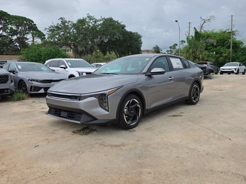 New 2026 Kia K4 EX FWD image 4