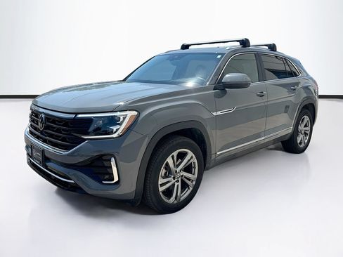 Used 2024 Volkswagen Atlas Cross Sport SEL R-Line AWD/4WD image 1