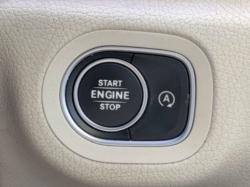 Used 2022 Mercedes-Benz GLE 450 4MATIC image 30