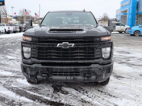 Used 2024 Chevrolet Silverado 2500 Custom w/ Custom Value Package image 25