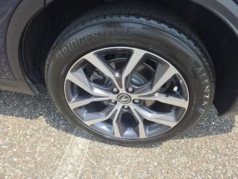 Used 2024 Acura MDX FWD w/ Technology Package image 13
