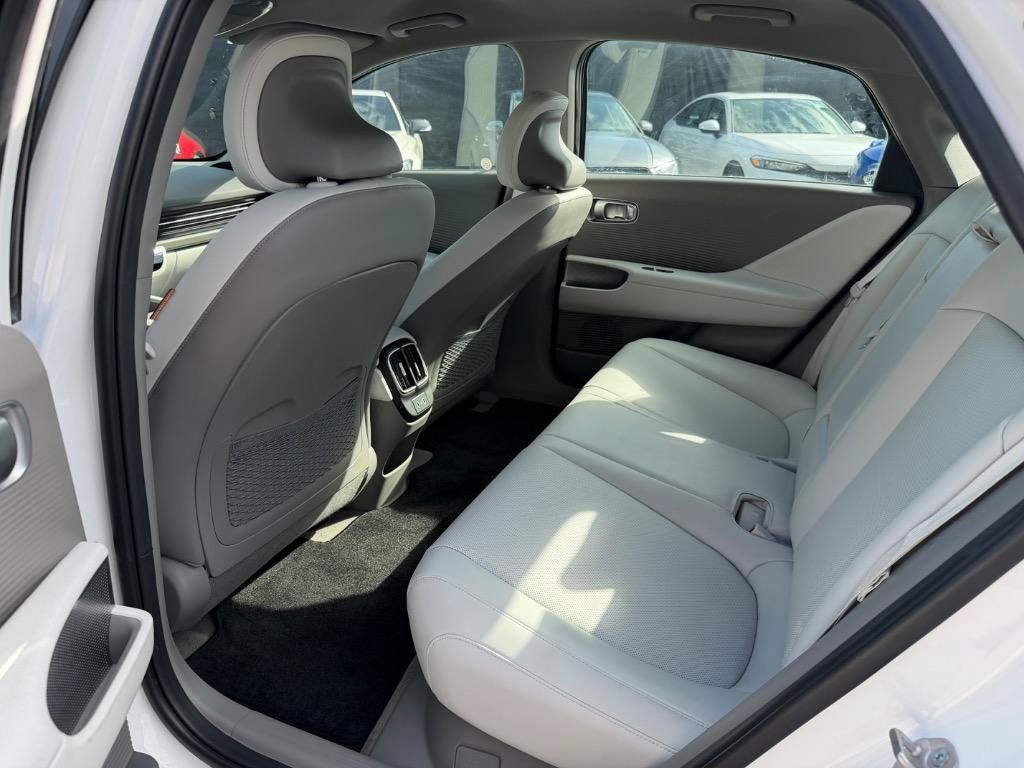 Used 2024 Hyundai Ioniq 6 SEL AWD/4WD image 13