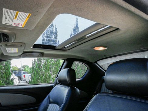 Used 2002 Chevrolet Monte Carlo SS w/ Pace Car Replica Pkg image 25