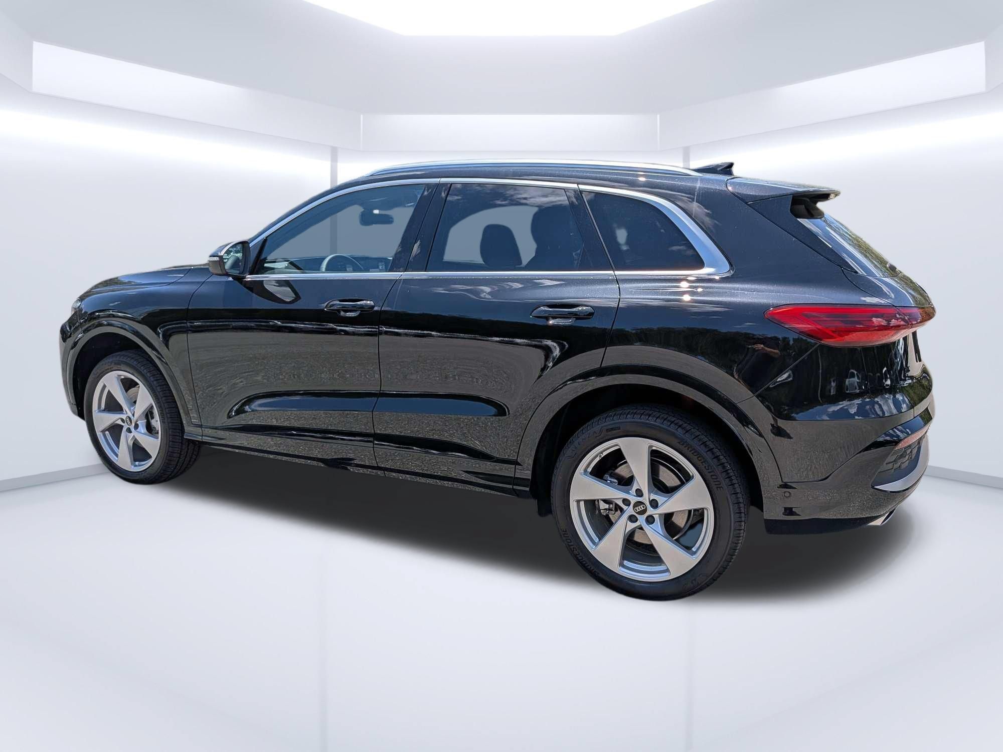 New 2026 Audi Q5 Premium AWD/4WD image 5