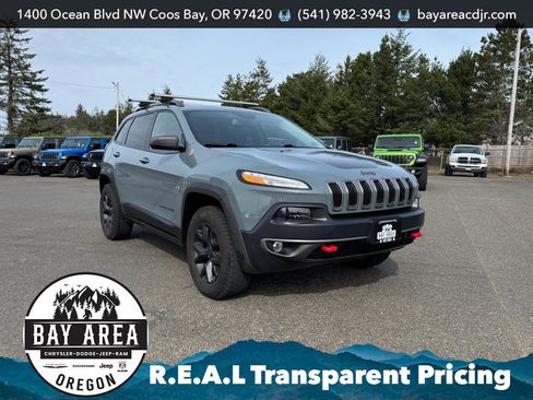 Used 2014 Jeep Cherokee Trailhawk w/ Leather Interior Group image 3