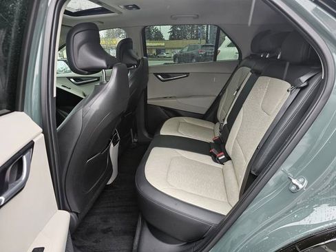 Certified 2023 Kia Niro Wave w/ Wave Preserve Package image 18